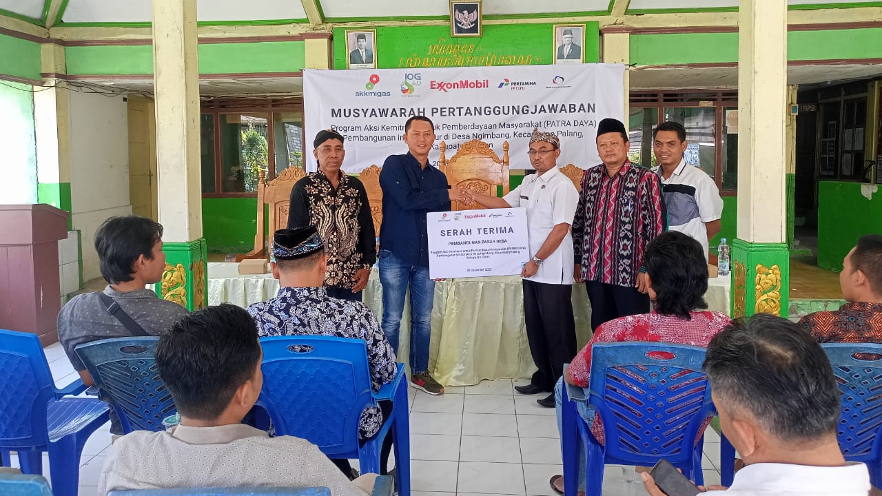 Serah Terima Program PATRA DAYA oleh EMCL dan eLSAL Indonesia di Sepuluh Desa Kabupaten Tuban