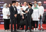 PKB soal Elektabilitas Anies-Muhaimin Meningkat: Pelan tapi Pasti Bergerak Naik Calon presiden dan calon wakil presiden nomor urut 1, Anies Baswedan (kiri) dan Muhaimin Iskandar (kanan) memberikan keterangan pers usai debat calon wakil presiden Pemilu 2024 di JCC, Jakarta