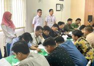 Disnakerin Tuban Gelar Tes Tulis untuk Pelatihan Keterampilan, Bupati Pesan Fokus pada Kompetensi Disnakerin Tuban Gelar Tes Tulis untuk Pelatihan Keterampilan, Bupati Pesan Fokus pada Kompetensi