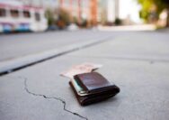 Kartu ATM Hilang di Kota Orang? Jangan Panik, Lakukan 3 Detik Penyelamatan Ini Kartu ATM Hilang di Kota Orang? Jangan Panik, Lakukan 3 Detik Penyelamatan Ini
